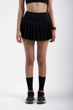 Black EVERYWEAR Pleated Skirt